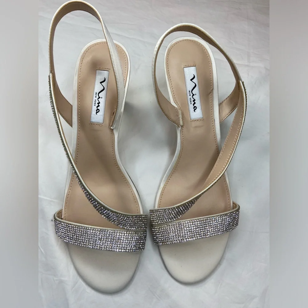 Nina New Rhinestone Satin Strappy Slingback Sandal Pumps Silver & White size 10‎